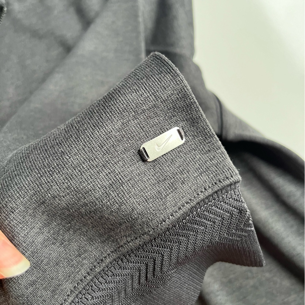 Nike Men's knit Sweater - Picture 4 of 5